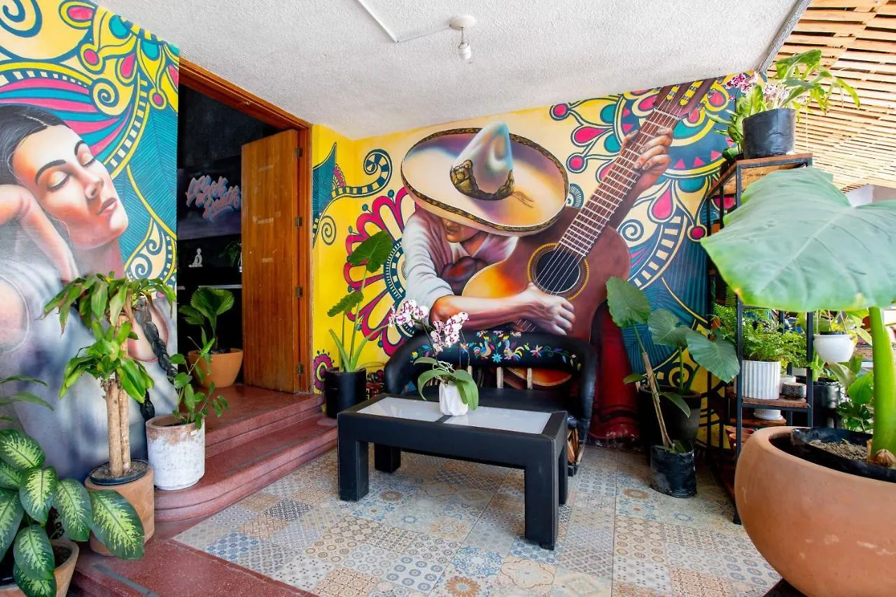 Hostal La Paz & Love Guadalajara 0*,  Mexico